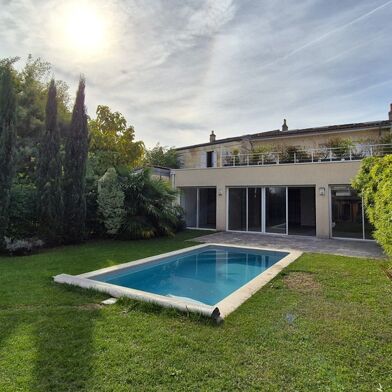 Appartement 6 pièces 675000 €