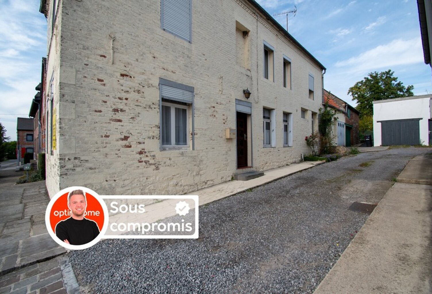 Maison à rénover au cœur de Maroilles — photo 1