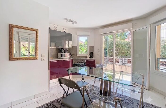 EXCLUSIVITÉ – VENTE APPARTEMENT 3 PIÈCES – CANNES STANISLAS — photo 2