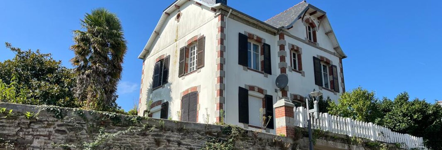Maison 7 Pièces 134 m² à vendre à Carhaix-Plouguer (29270)