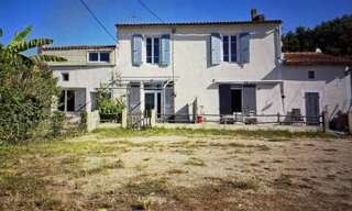 Maison 5 Pièces 190 m² à vendre à Chenac-Saint-Seurin-d'Uzet (17120)