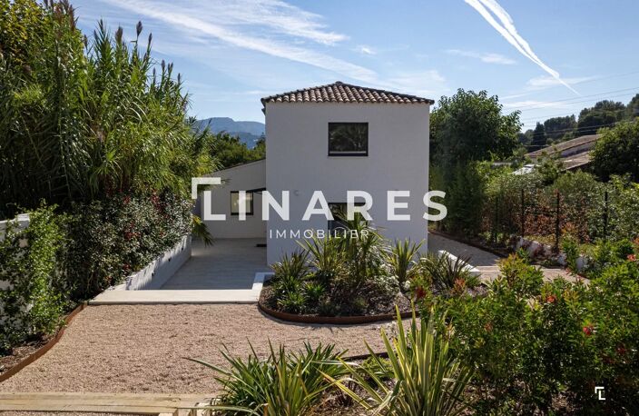 LA RAYONNANTE - Villa T5 de 160m² - Piscine - Terrain de 800m² - — photo 3