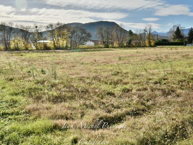 à LABARTHE RIVIERE (31), Terrain à vendre de 1850m2 avec vue sur les Pyrénées — photo du bien