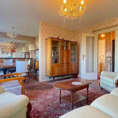 Appartement 4 pièces 315000 €