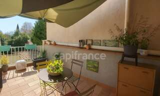 Immeuble  89 m² à vendre à Saint-Gilles (30800)