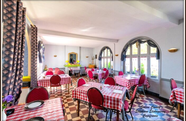 Dpt Orne (61), à vendre Fonds de commerce Bar Restaurant Hôtel à Rânes en Normandie — photo 4