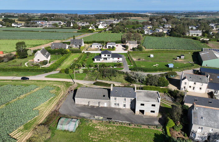 Maion en pierres et son extension à 3 km de la mer — photo 2