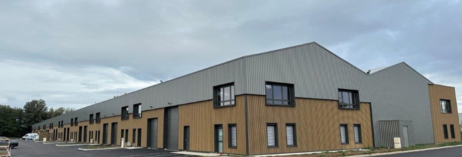 Local industriel 5 Pièces 234 m² à vendre à Bourgoin-Jallieu (38300)