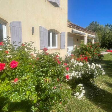 Maison 8 pièces 1350000 €