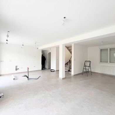 Maison 5 pièces 299000 €