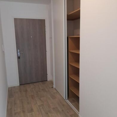 Appartement 3 pièces 1090 €