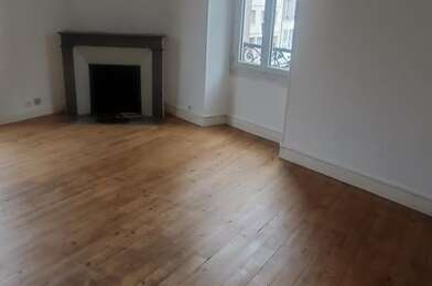 Appartement 4 pièces 750 €