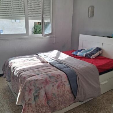 Appartement 1 pièces 300 €