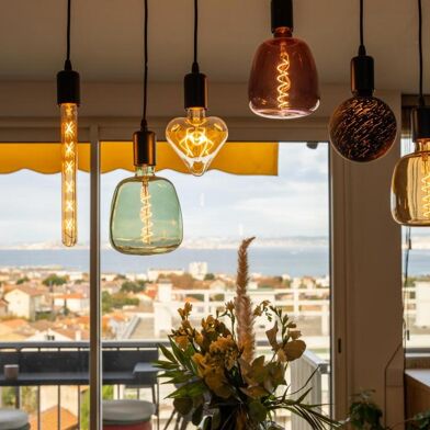 Appartement 5 pièces 2300 €