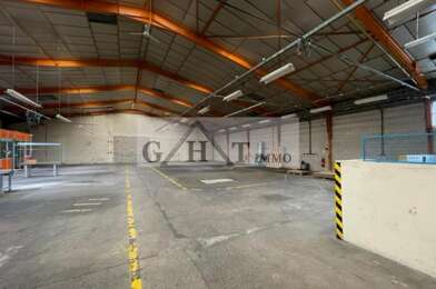 Local industriel  1570000 €