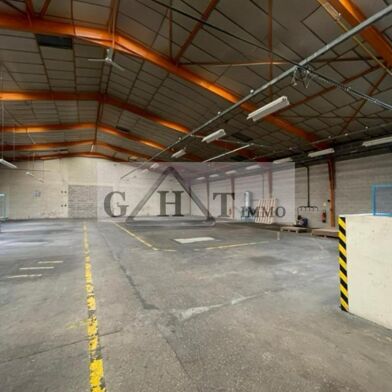 Local industriel  1650000 €