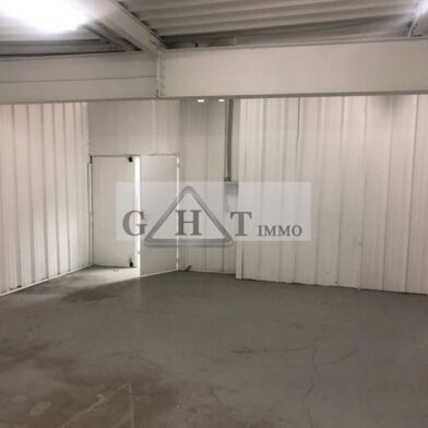 Local industriel  1400 €