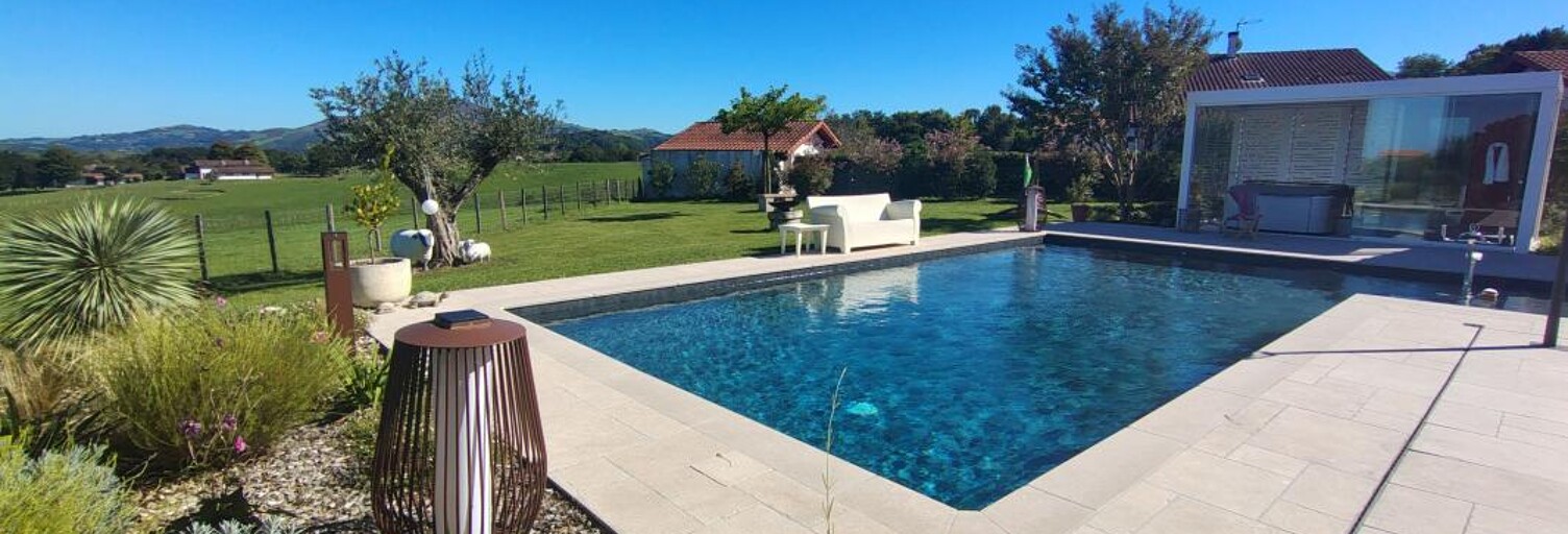 Maison 7 Pièces 191 m² à vendre à Larressore (64480)