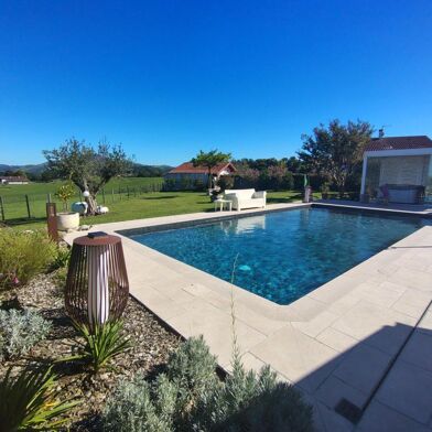 Maison 7 pièces 998500 €