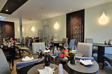 Commerce  241500 €