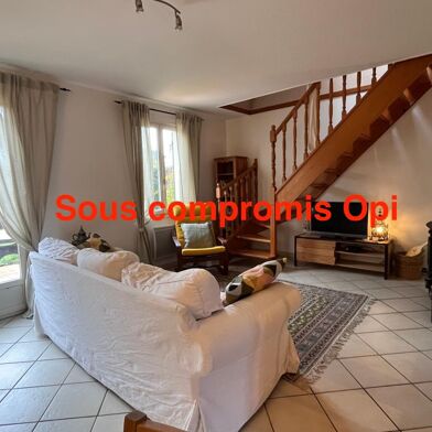 Maison 6 pièces 267250 €