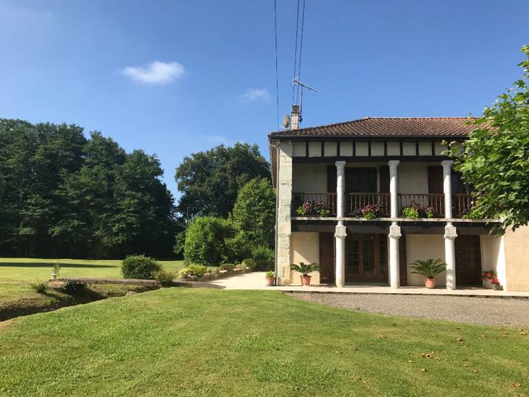 Superbe Maison de caractère mitoyenne — photo 1