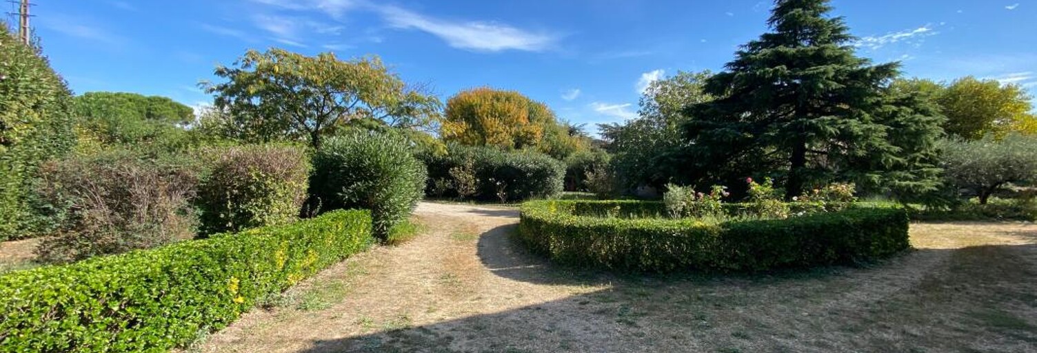 Terrain  1100 m² à vendre à Meynes (30840)