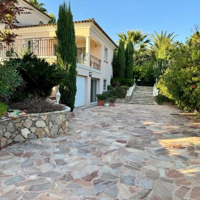 Maison 5 pièces 1490000 €