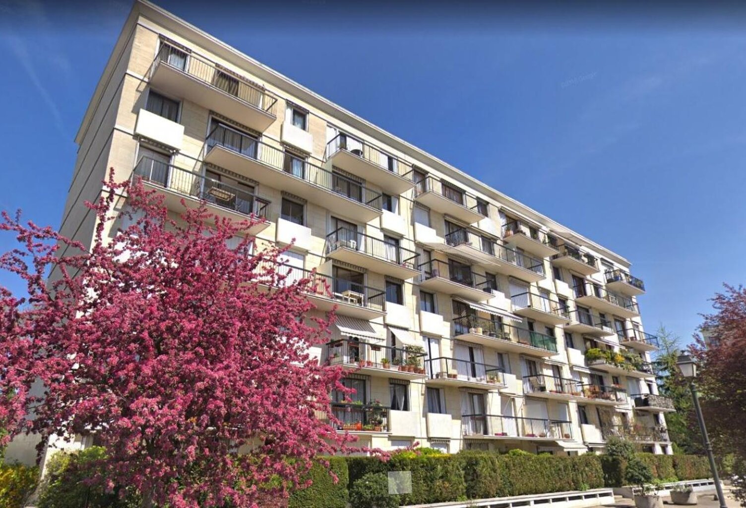 RARE – DERNIER ÉTAGE TRAVERSANT AVEC VUE TOUR EIFFEL – ENGHIEN-LES-BAINS / LA BARRE-ORMESSON — photo 1