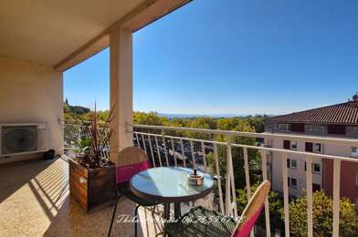 Appartement 5 pièces 240000 €