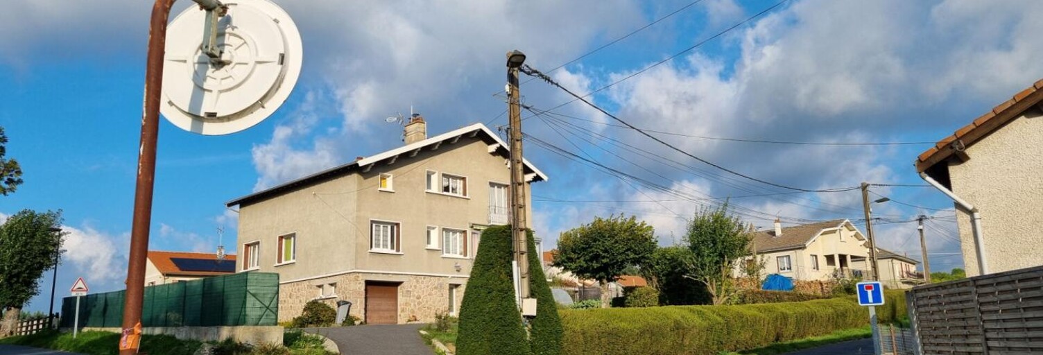 Maison 8 Pièces 188 m² à vendre à Montfaucon-en-Velay (43290)