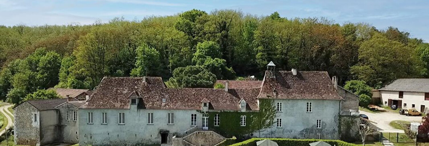 Maison 25 Pièces 660 m² à vendre à Issac (24400)