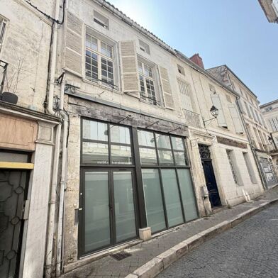 Immeuble  167000 €