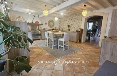 Maison Saint Martin Lalande, 9 pièces, 5 CH, piscine, studio. 300 m2 au sol — photo du bien