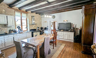 Maison 8 Pièces 205 m² à vendre à Saint-Martin-la-Pallu (86380)