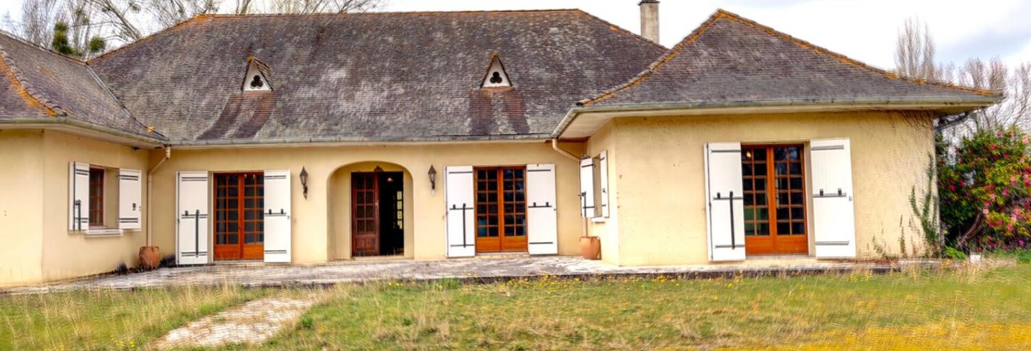 Maison 10 Pièces 300 m² à vendre à Saint-Denis-de-Pile (33910)