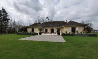 Maison 10 Pièces 300 m² à vendre à Saint-Denis-de-Pile (33910)