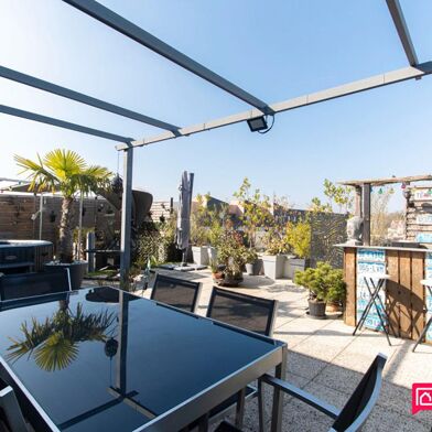 Appartement 4 pièces 228000 €