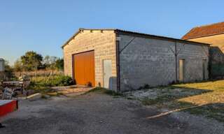 Maison 1 Pièce 100 m² à vendre à Les Artigues-de-Lussac (33570)