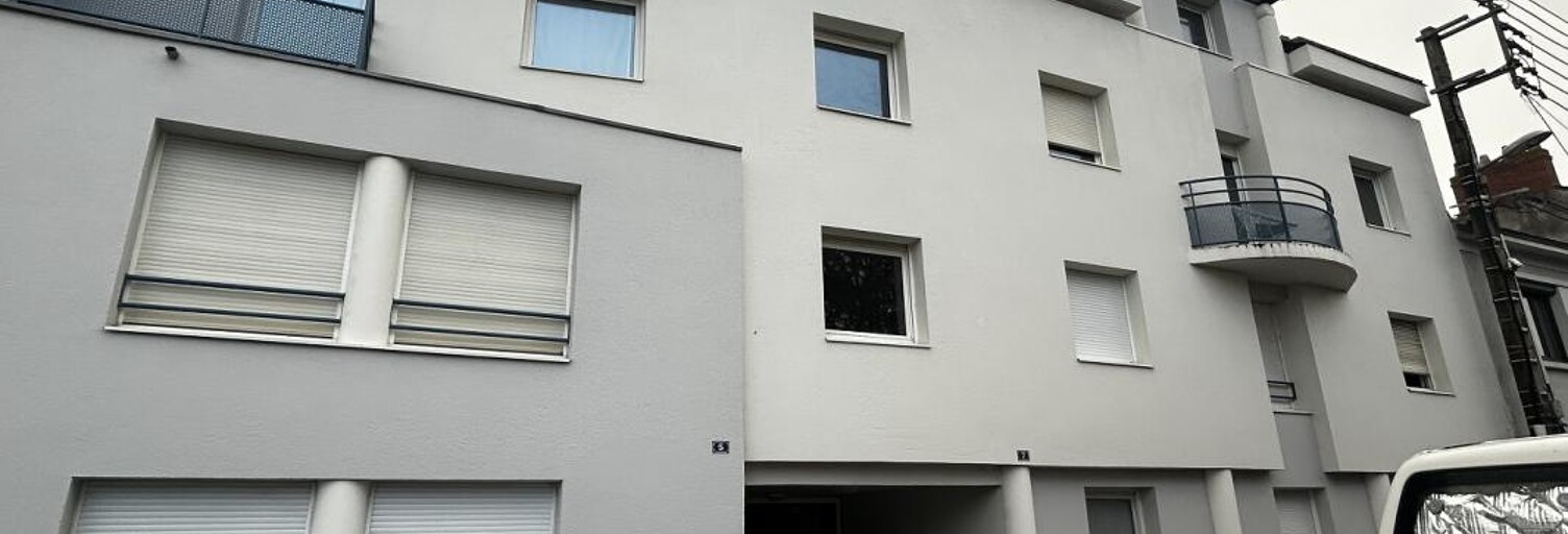 Garage   m² à vendre à Nantes (44000)