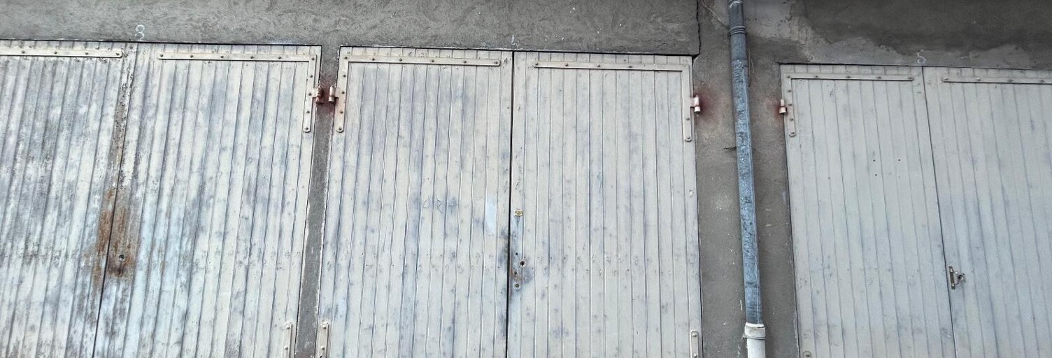 Garage   m² à louer à Chambéry (73000)