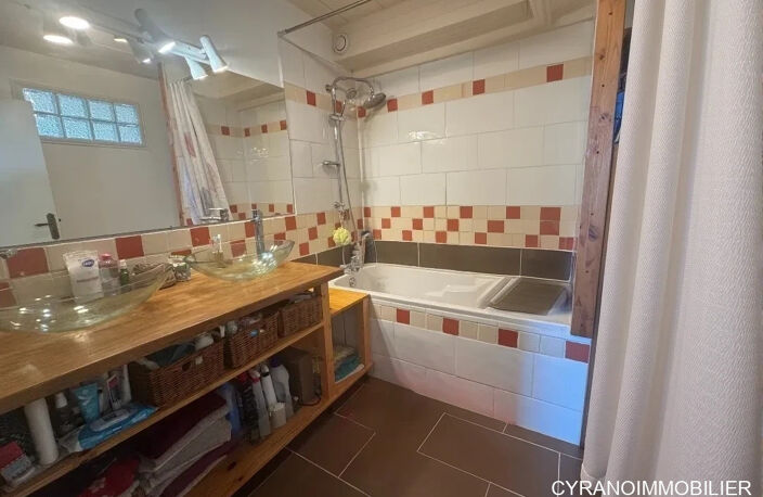 Appart de 78 m2  en duplex, 2 chs, garage, place de parking, — photo 4