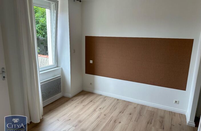 Location appartement 2 pièces 36 m² à Cholet (49300) — photo 4