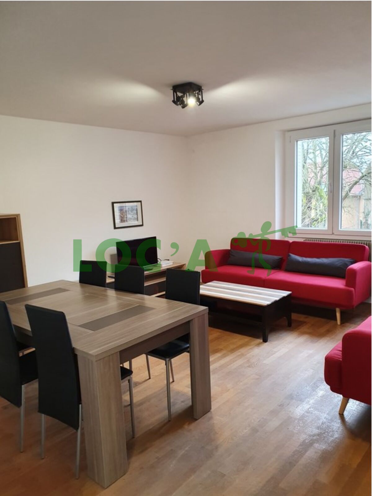 Location T4 80 m² à Norges-la-Ville 1 102 ¤ CC /mois