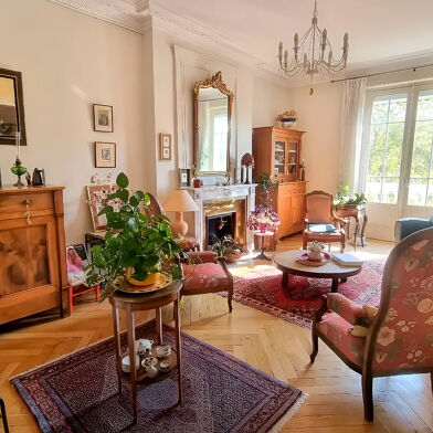 Appartement 5 pièces 690000 €