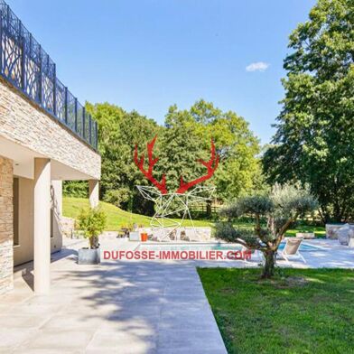 Maison 10 pièces 1600000 €