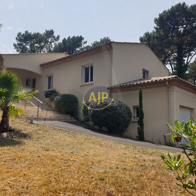 Maison 5 pièces 780000 €