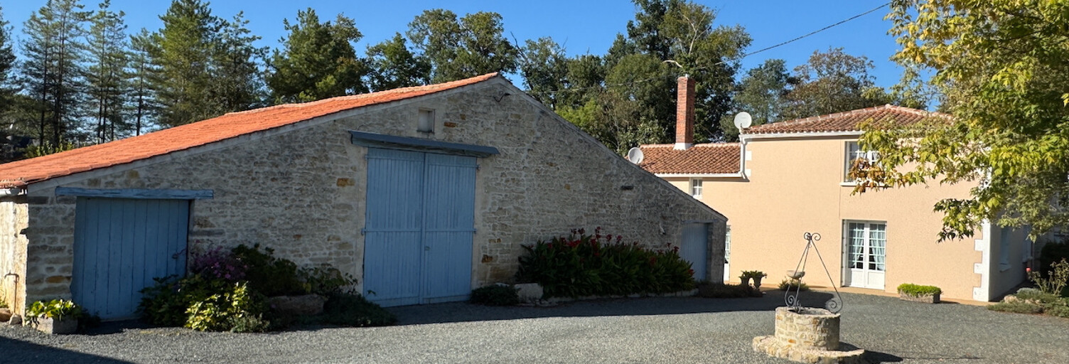 Maison 4 Pièces 126 m² à vendre à Saint-Martin-Lars-en-Sainte-Hermine (85210)