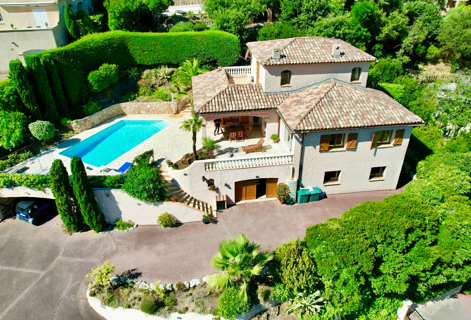 VILLA PROVENÇALE AVEC VUE MER 4 CHAMBRES PISCINE GARAGE, AUX ISSAMBRES — photo 1