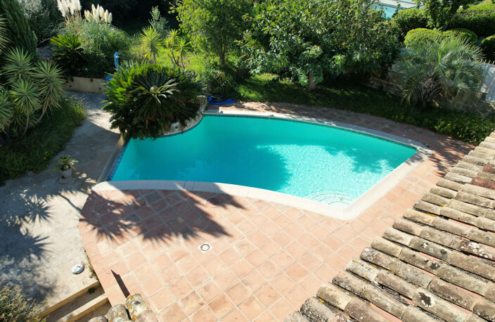 Villa provençale à vendre à Sainte Maxime, à quelques pas des plages — photo 2